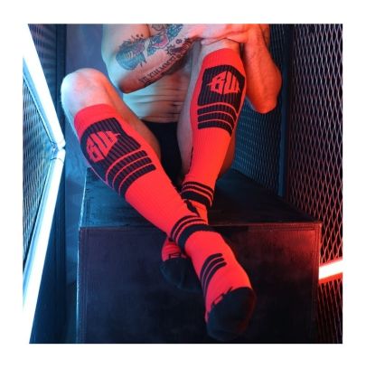 Chaussettes Hautes Hypnotix Noir-Rouge pas cher